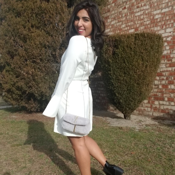 🏷CLEARANCE LUX WHITE BUTTON DRESS - Picture 4 of 7